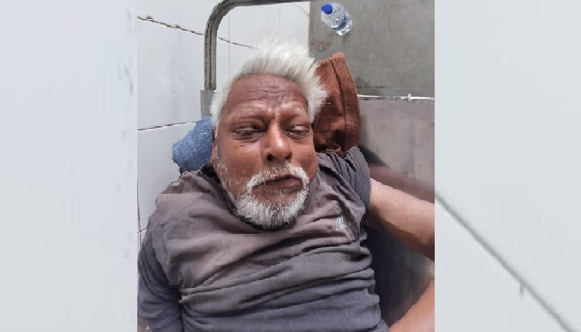 kanpur Daughter and son in law admitted their father to hospital and ran away elderly said he must be coming