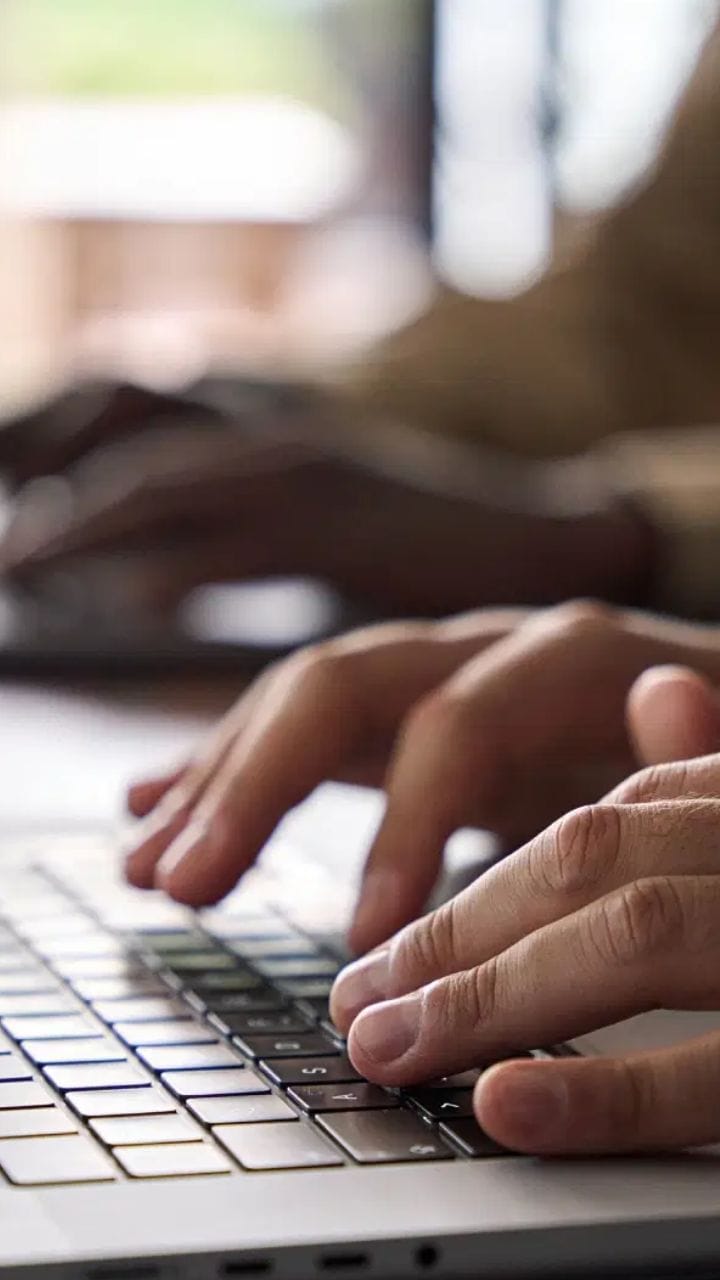 MP News: Students scoring more than 75% marks will get Rs 25,000 for laptop, instructions to schools