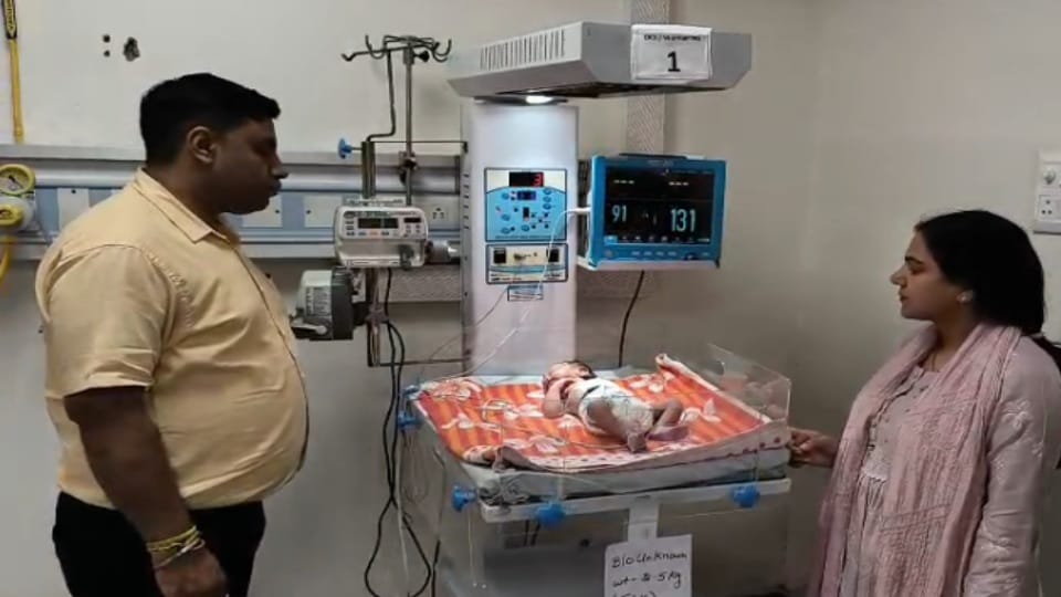 Two day old newborn baby girl found abandoned in Yamunanagar