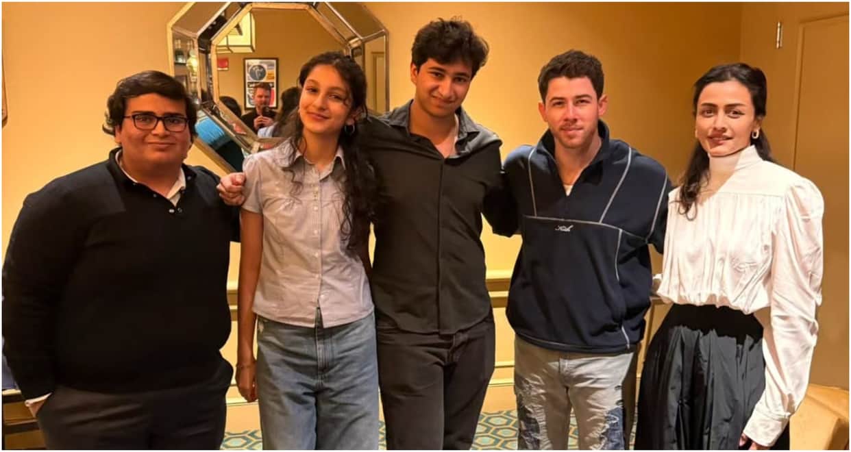 Namrata Shirodkar Meets Nick Jonas And Watch Musical Show The Last Five Years Thanks Priyanka Chopra For This