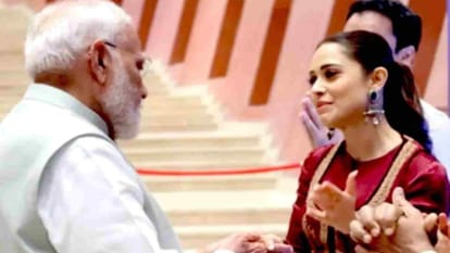 Samwad 2025: Chhorii 2 Movie Actress Nushrratt Bharuccha talks about Her meeting with pm Narendra Modi