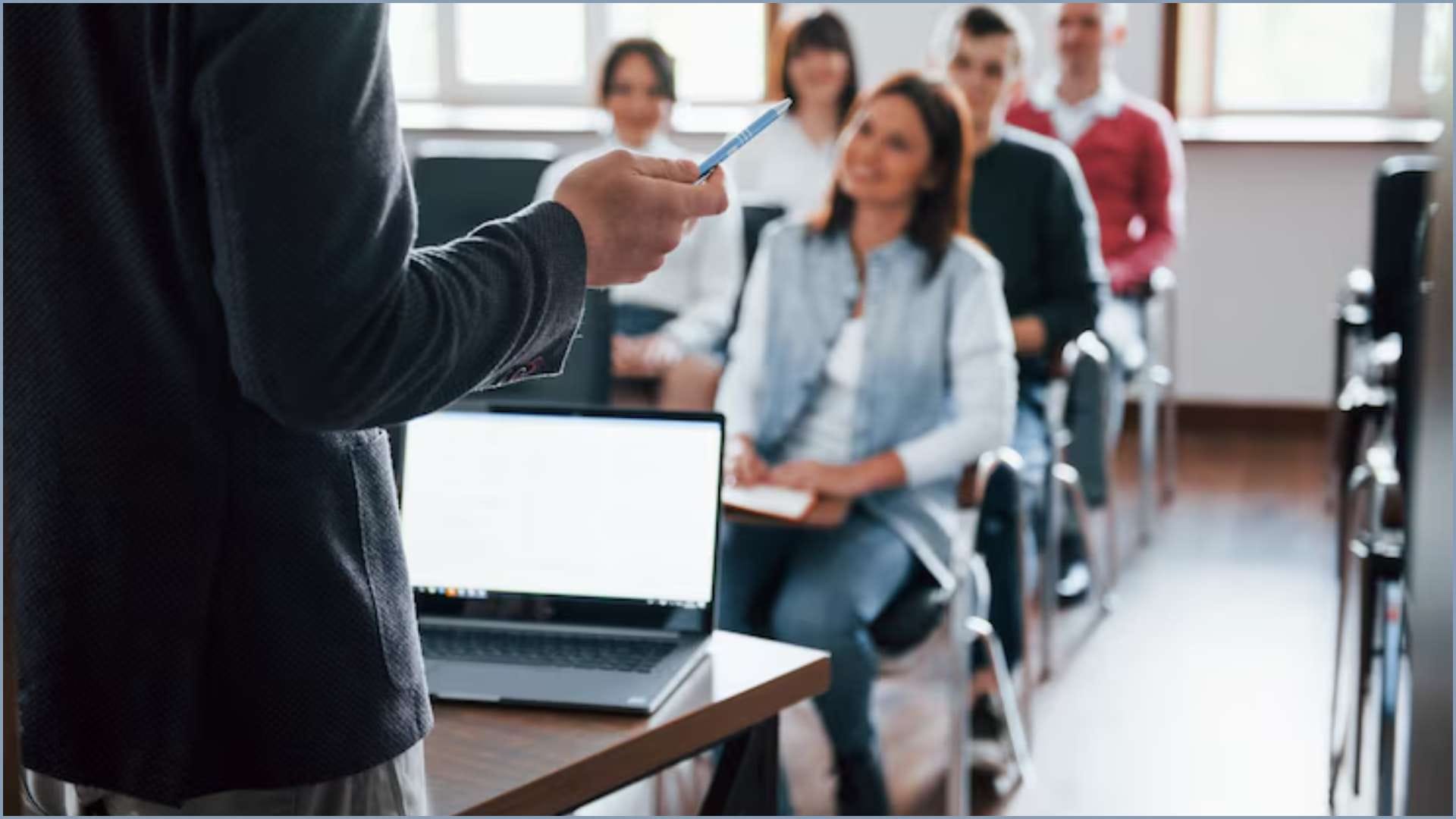 DSSSB, Indian Bank, RRB Among Key Recruitments Closing This Week, Apply Before the Deadline