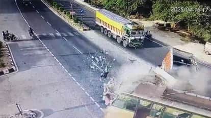 Rajsamand News: In an attempt to save a car, a truck collided with a bus full of wedding guests, 37 injured