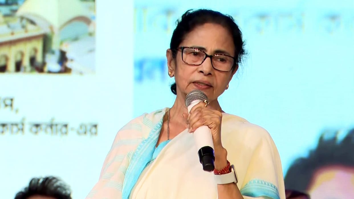 Mamata on Murshidabad tour; Said- Peace and stability have returned, said this on President's rule