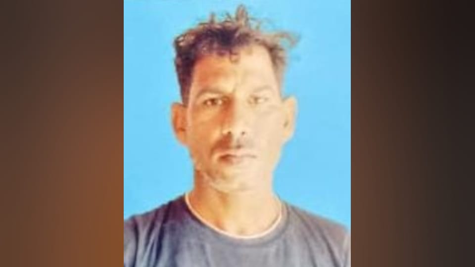 Wife killed her husband with help of her lover and then hung his body In Bareilly