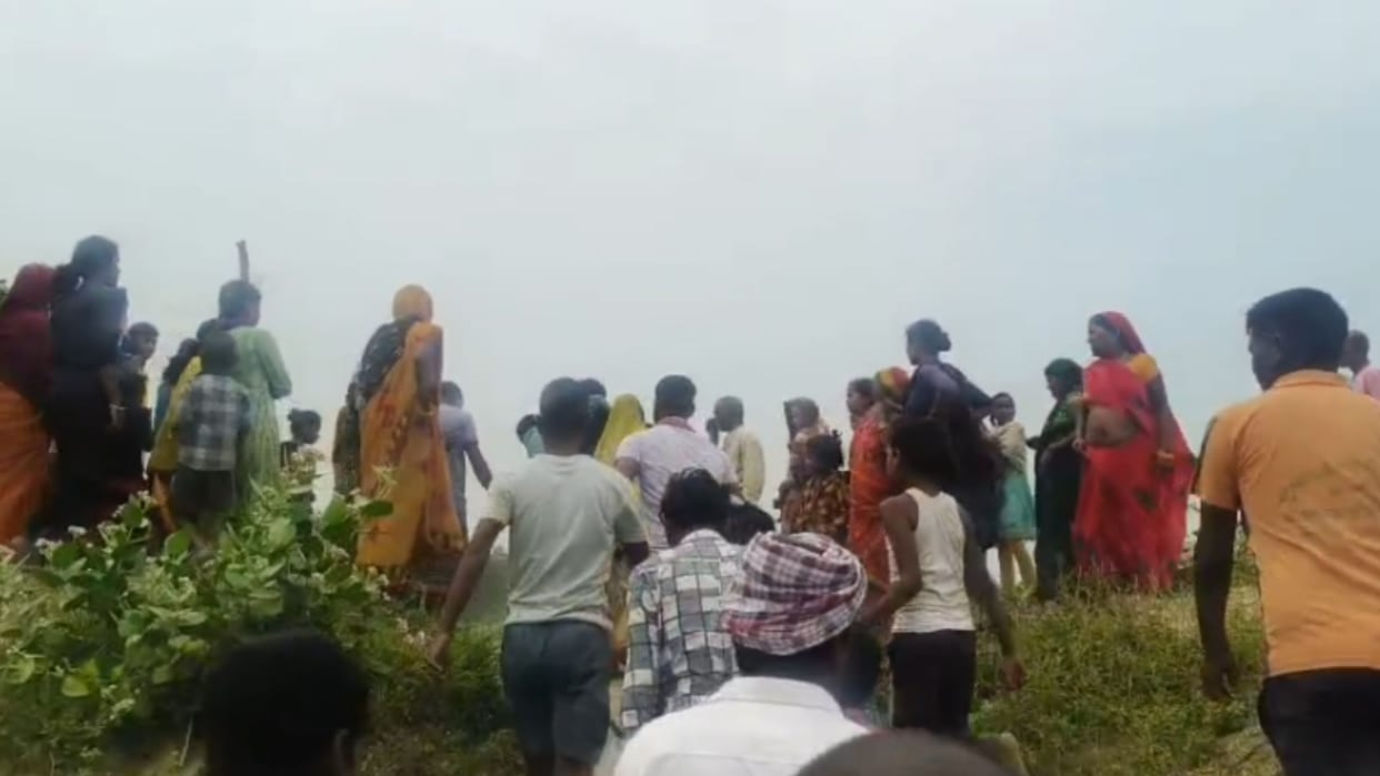 Police FIR against five people for attacking youth with sticks and rods in Ballia