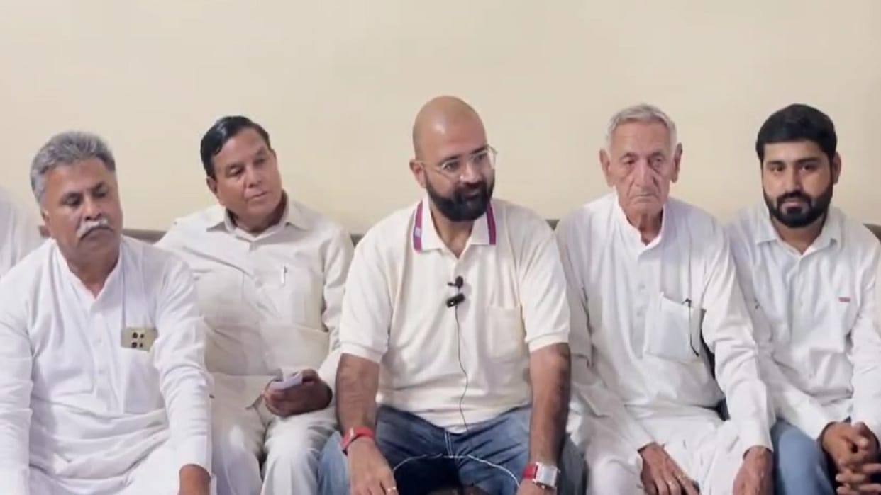 Haryana politics Abhay Chautala will build a house in Rohtak, preparations to woo old workers; son Karan said