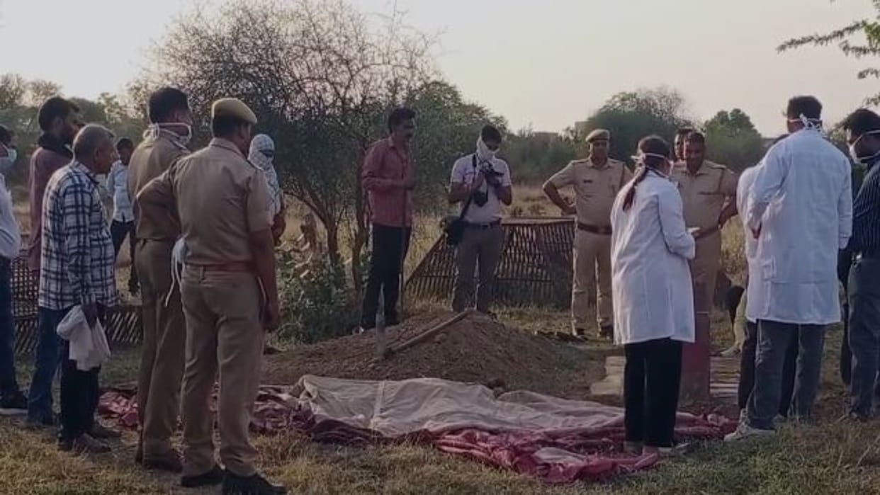 Sawai Madhopur: Body removed from grave for post mortem a month after death, dowry death case registered