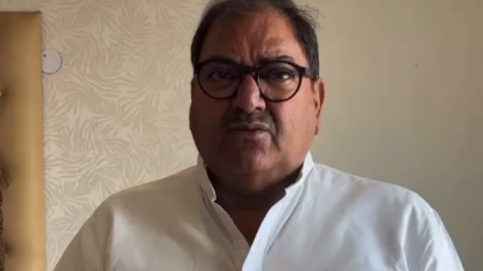 Haryana INLD District Presidents to Form Farmers' Grievance Redressal Committees in Mandis Wheat Procurement