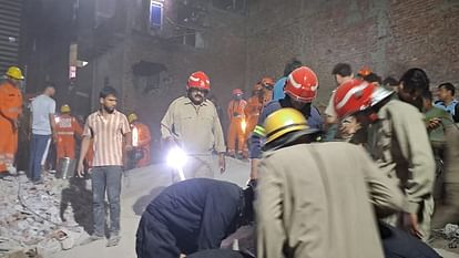 Mustafabad Building Collapsed bodies have been recovered so far many more still buried under rubble