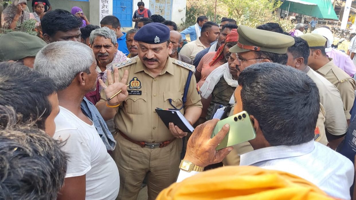Sister-in-law and sister-in-law died in a road accident, crushed by an uncontrolled tractor in Handia