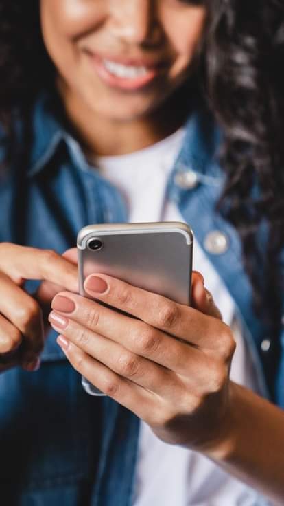 how to cool down smartphone in summer heat wave high temperature affects phone