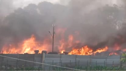 Prayagraj Fire A huge fire broke out in a tent house warehouse in Prayagraj
