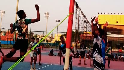 Hockey Venus Club defeated Rainbow Club 7 with 5 goals including hat-trick of Monika