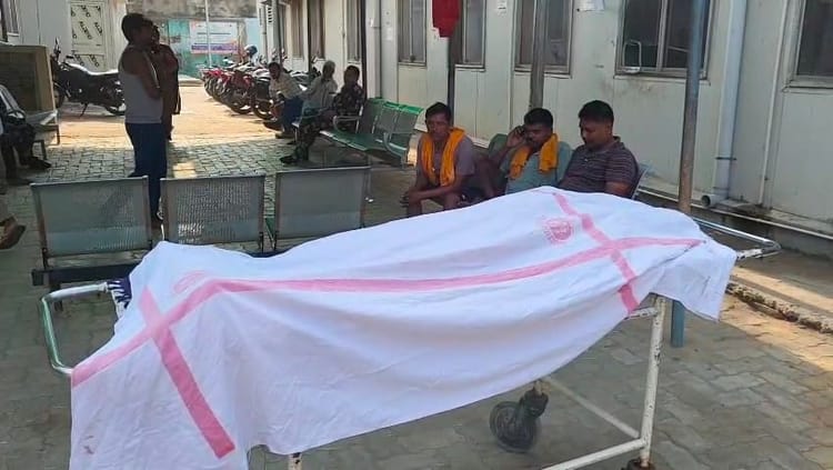 Bihar News: चाचा-चाची की प्रताड़ना से तंग आकर किशोरी ने की आत्महत्या, गांव में मचा कोहराम