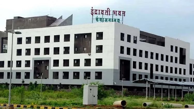 IAS Transfer News in CG: छत्तीसगढ़ में बड़े पैमाने पर आईएएस ऑफिसर्स का ट्रांसफर, आदेश जारी, यहां देखें सूची