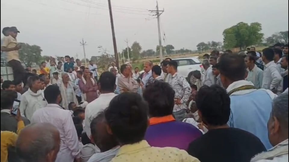 Electricity contract worker was harassed committed suicide by hanging himself
