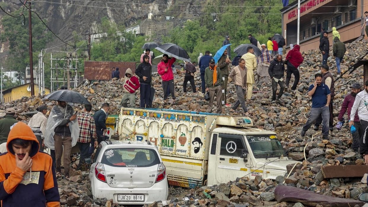 3 major landslide incidents in Jammu and Kashmir