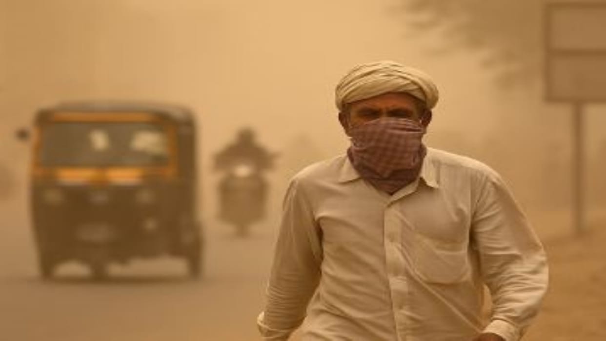 Rajasthan Weather Update: Dust Storms Likely After Intense Heat, Relief Expected in Western Rajasthan