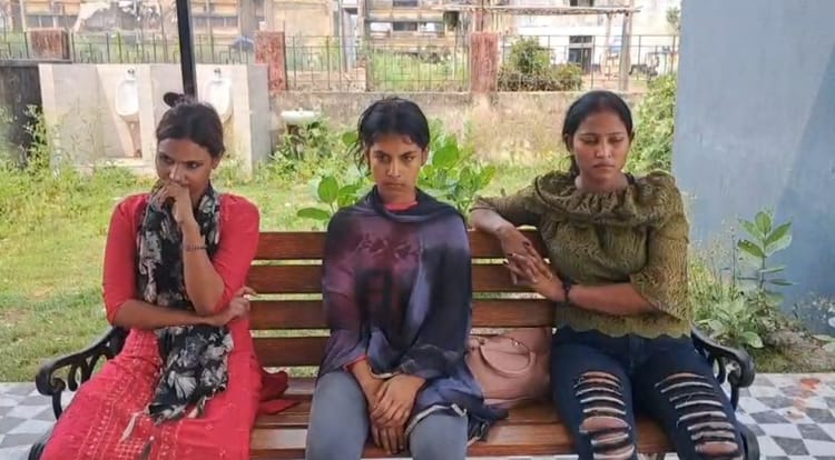 Bihar News: मेंहदी कार्यक्रम में हर्ष फायरिंग के दौरान डांसर को लगी गोली, मौके पर मौत; जांच में जुटी पुलिस