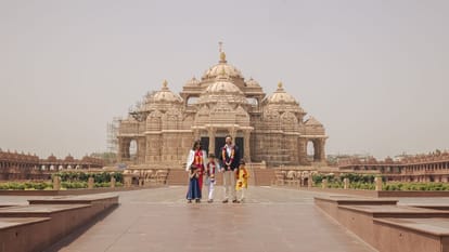 अमेरिकी उपराष्ट्रपति जेडी वेंस ने परिवार संग अक्षरधाम मंदिर का किया भ्रमण