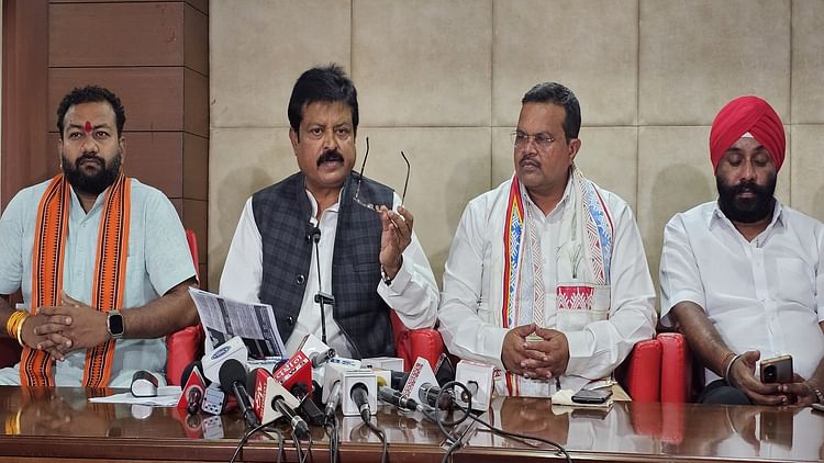 Chhattisgarh: संजय श्रीवास्तव ने कहा- अपराधियों के संगठित गिरोह का आंदोलन था कांग्रेस का प्रदर्शन
