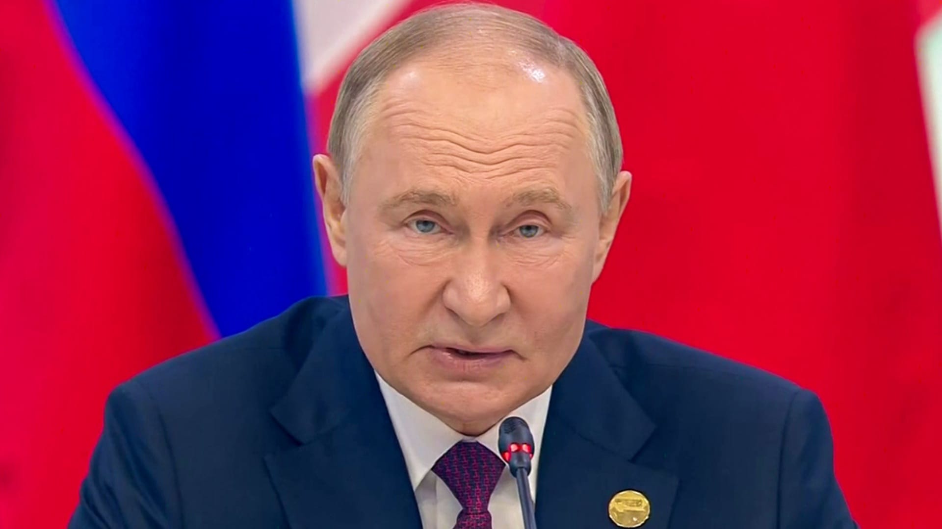 Putin Visit To India What Is Putin Mysterious Poop Suitcase And Why His Bodyguard To Take Return Putin Poop