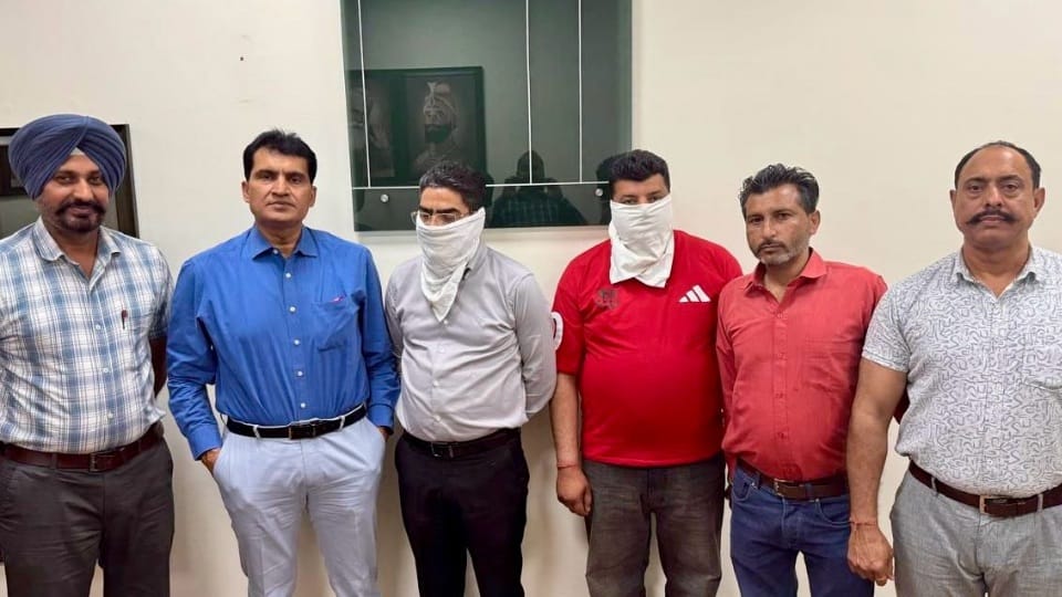 Phagwara Municipal Corporation ATP and architect arrested bribe of Rs 50 thousand