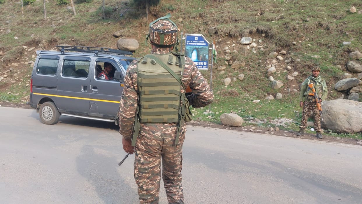 Lashkar terrorist Mohiuddin Magre brother killed in Kupwara