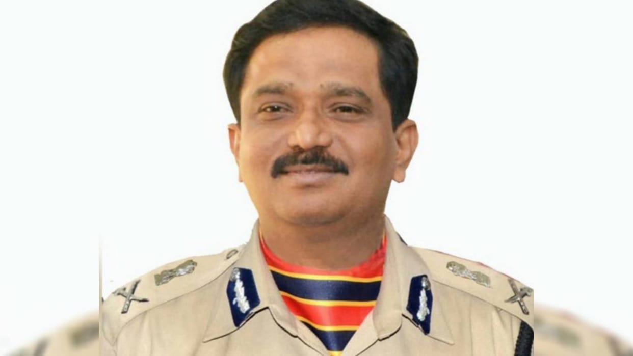 Andhra CID arrests former intelligence chief Anjaneyulu in mumbai based model harassment case