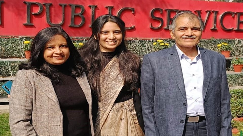 Muzaffarnagar: Riya Saini increased her pride by securing 22nd rank, told how she got success