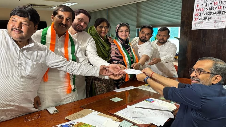 Competition between BJP and Congress in MCD mayor election