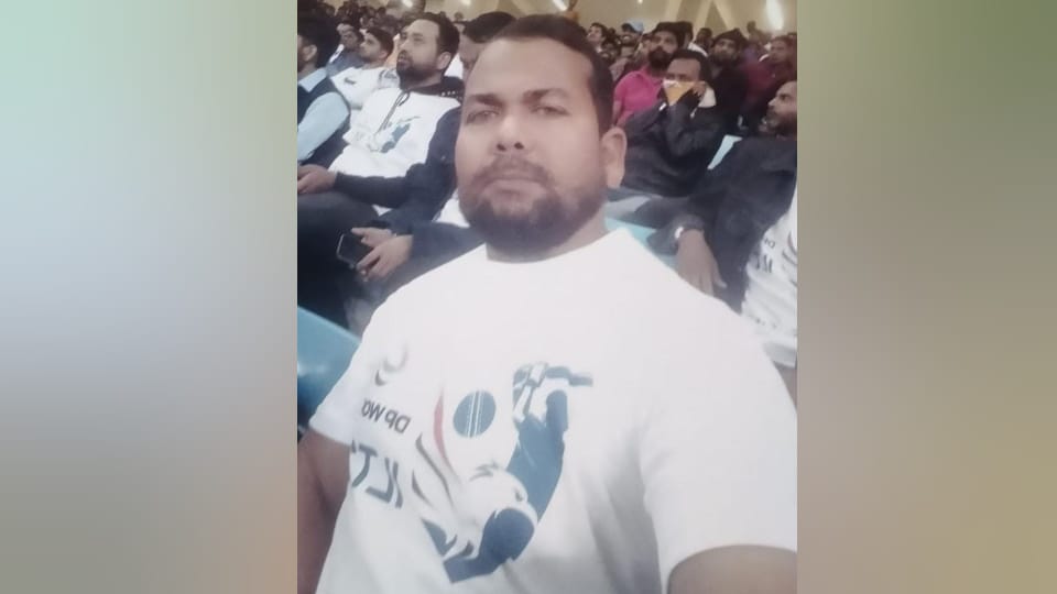 Deoria Murder Mystery Wife Raziya and Lover Drove 55 KM to Dump Husband Body After Killing Him UP News In Hind