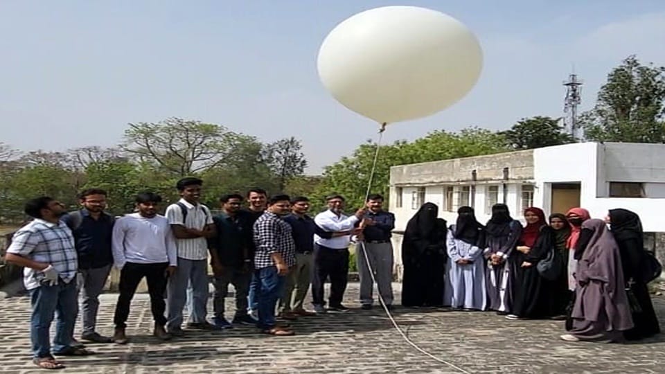 AMU released 20th weather balloon