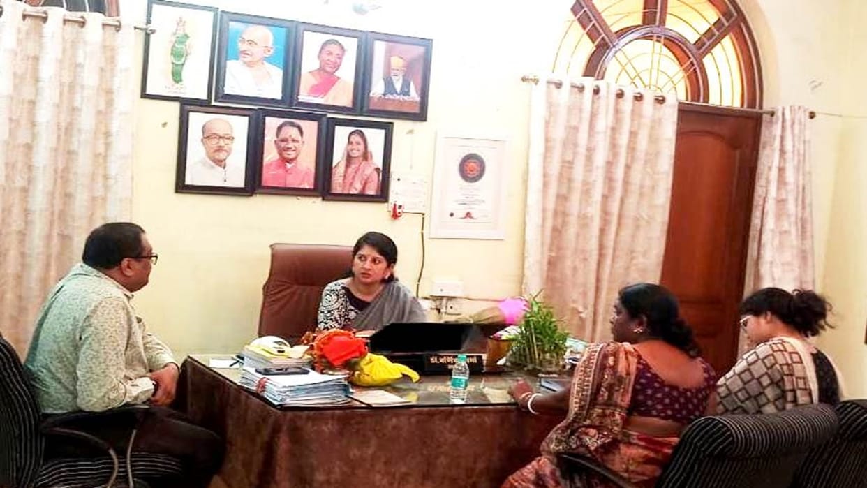 Raid campaign across state against child labor, commission president Dr. Varnika gave instructions in CG