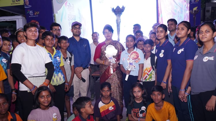 Bihar News: खेलो इंडिया यूथ गेम्स की ‘मशाल गौरव यात्रा’ पहुंची आरा और बक्सर, दो मई को पहुंचेगी पटना; जानें