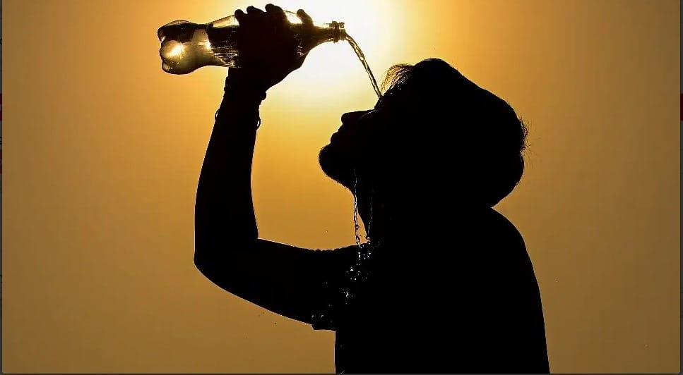 Heatwave warning issued from east to west in UP, alert issued for hot winds and heatwave
