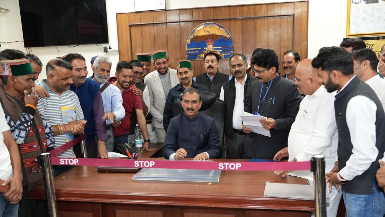 Himachal Pradhan will issue tender if there is a delay of one month then BDO will be responsible CM assurance