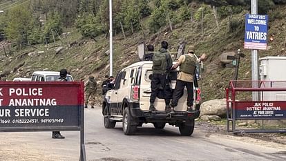 Pahalgam terror attack People wailing for help jammu kashmir several killed many injered