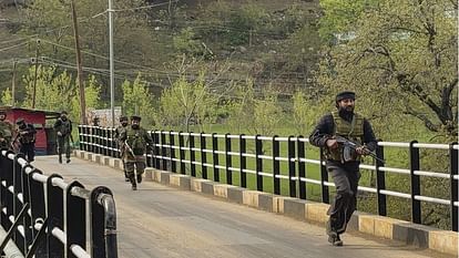 Pahalgam terror attack People wailing for help jammu kashmir several killed many injered