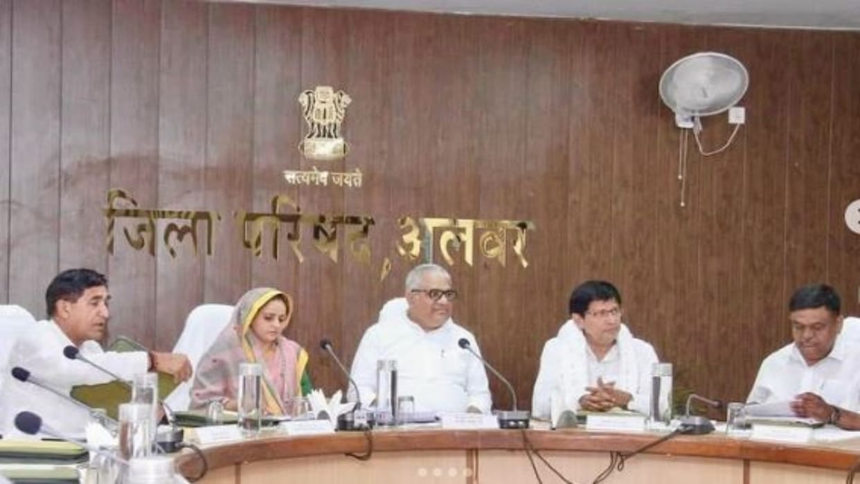 Alwar News: Disha committee meeting to review development works, Union Minister talked about water problem