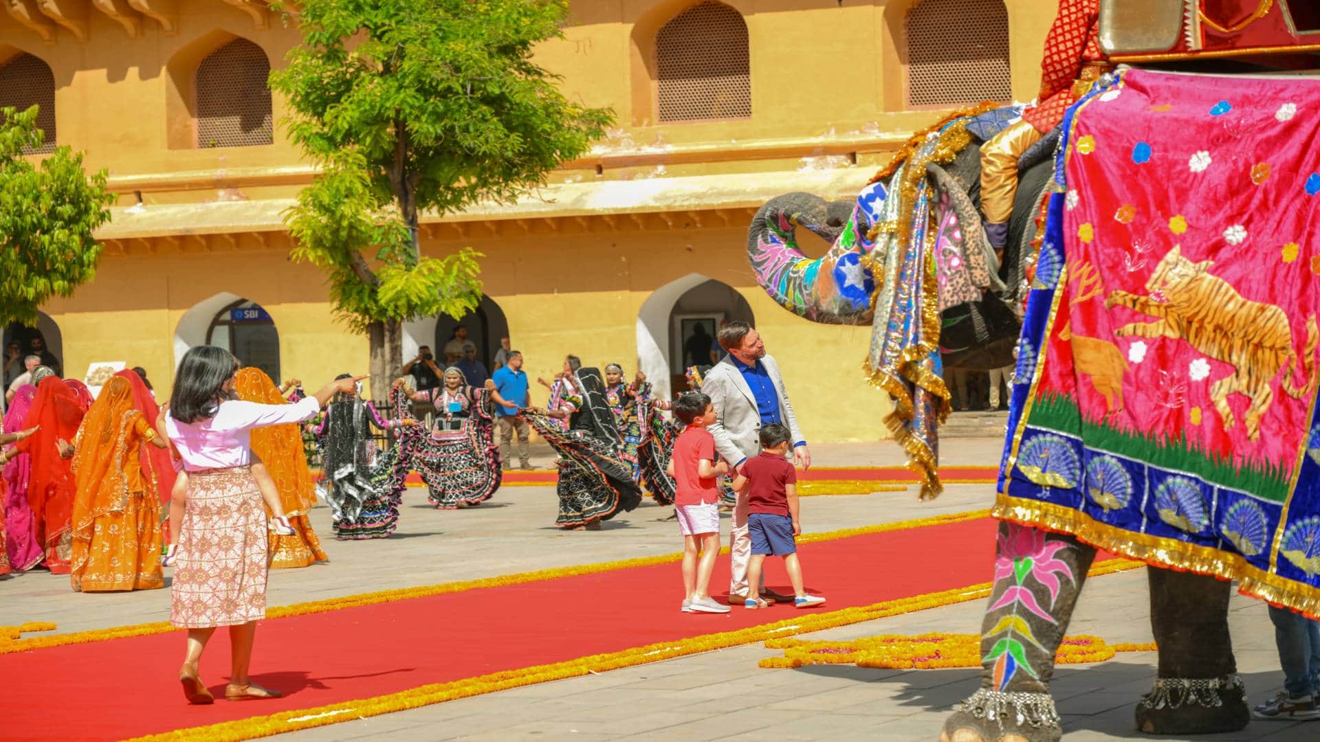 JD Vance See pictures grand welcome of US Vice President JD Vance at Amer Fort farewell given by playing drums