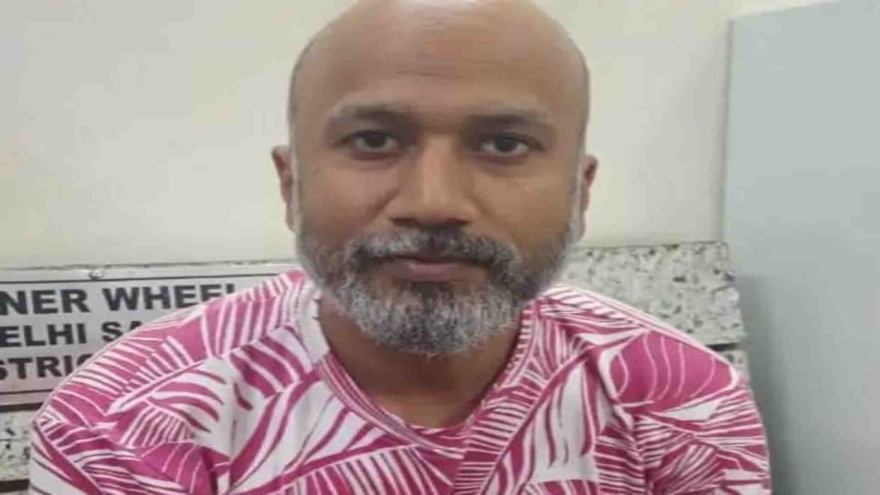 Bhopal News: A fraudster with a reward of ten thousand rupees who cheated people has been arrested