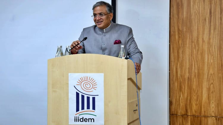 Bihar Election: चुनावी कार्यकर्ताओं के लिए दिल्ली में प्रशिक्षण कार्यक्रम शुरू, कौन-कौन अधिकारी हो रहे शामिल?