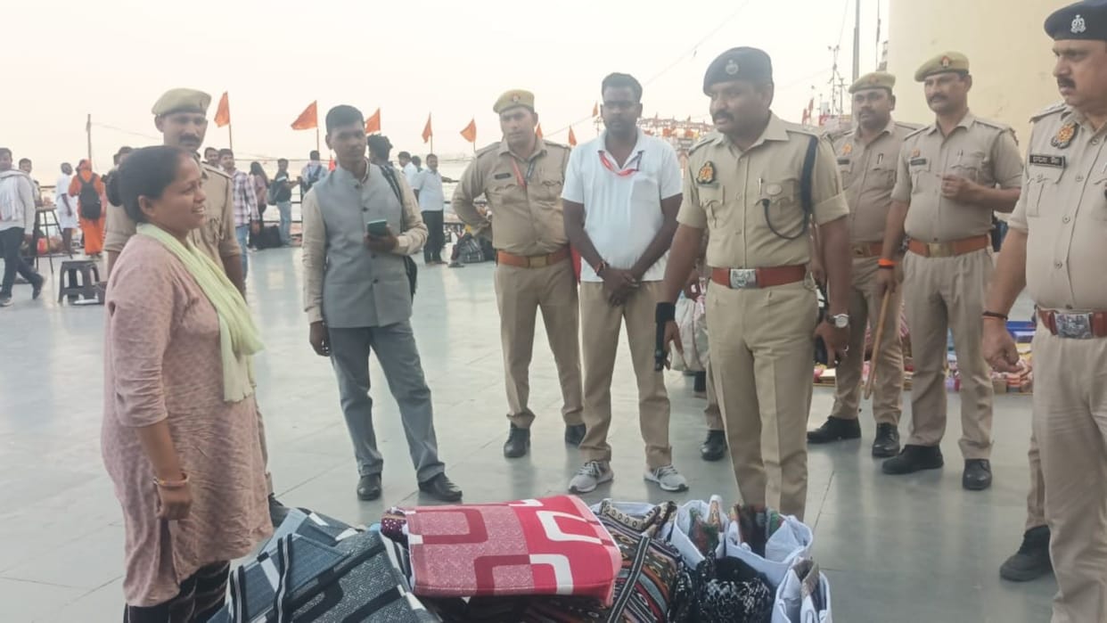 Pahalgam Terrorist Attack Alert in Varanasi Checking campaign conducted before Ganga Aarti