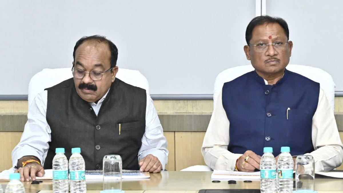 Cg:सीएम ने लोक निर्माण विभाग के कार्यों की समीक्षा की, एआई-नवीन तकनीक से खराब सड़कों के मरम्मत के दिए निर्देश - Cg Cm Reviewed Works Of Public Works Department, Gave ...