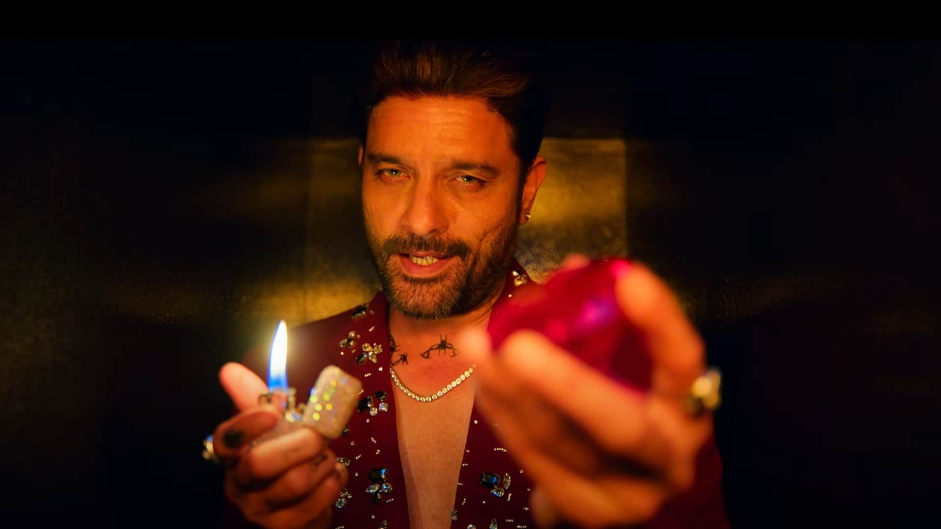 Jewel Thief actor Jaideep Ahlawat Famous Movies With Negative Roles Commando An Action Hero Maharaj Baaghi 3