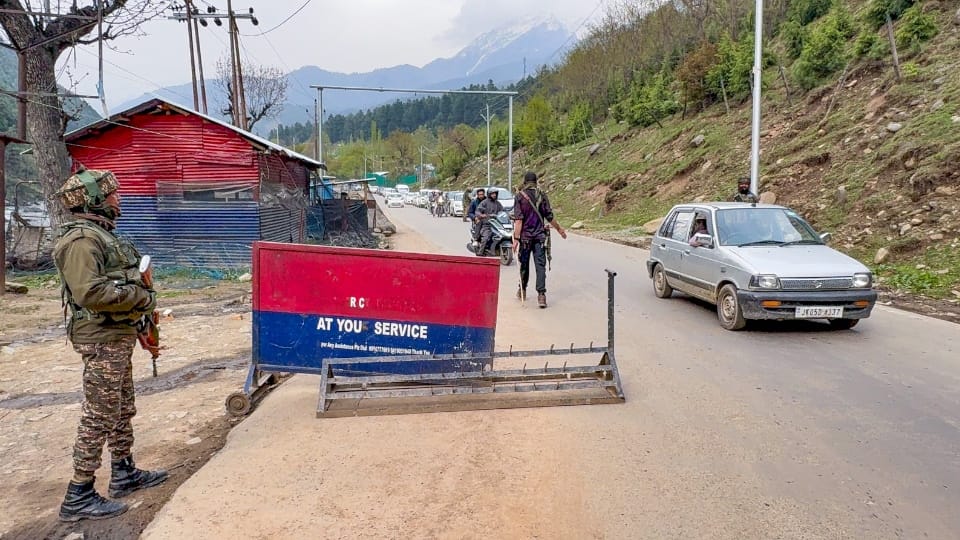 Amarnath Yatra 2025: Fake pass exposed in Amarnath Yatra, eight devotees from Ludhiana caught in Baltal