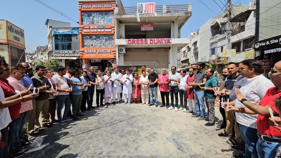 Tribute paid to those killed in Pahalgam in rudrapur