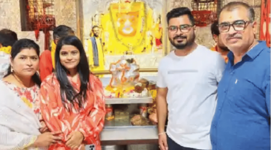 UPSC 2024 Indore’s Yogesh Rajput and Gargi Londhe toppers story